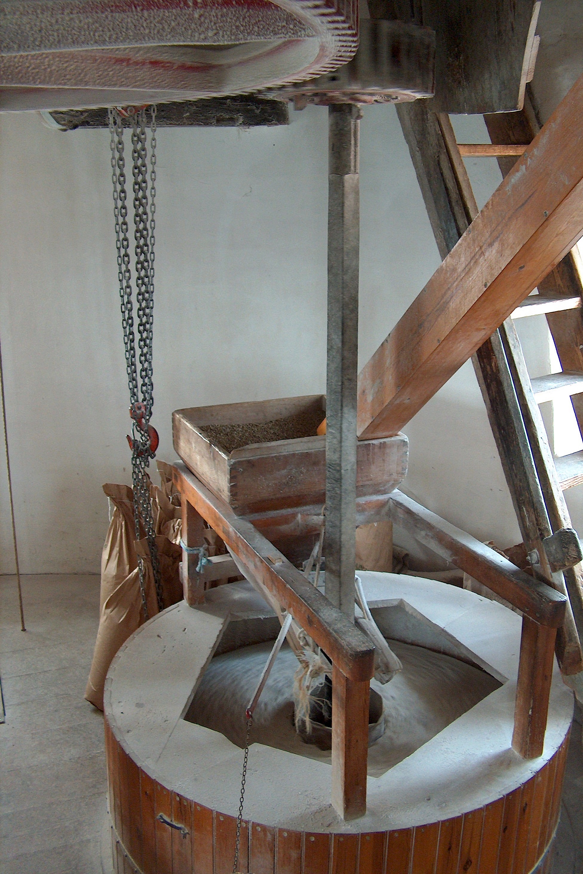 Milling machinery in Maud Foster Mill, Boston
